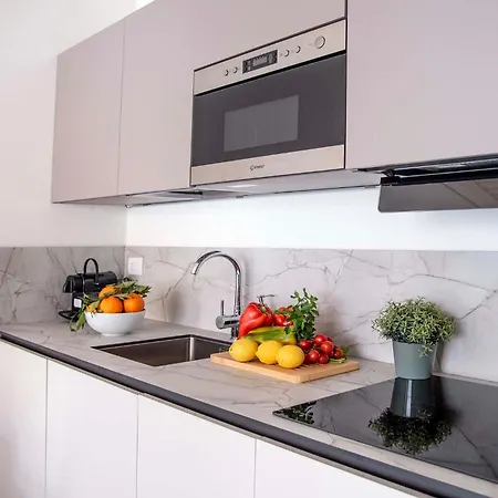 Maffucci 26 - Brand New Flat With Private Parking Spot Apartamento Milán