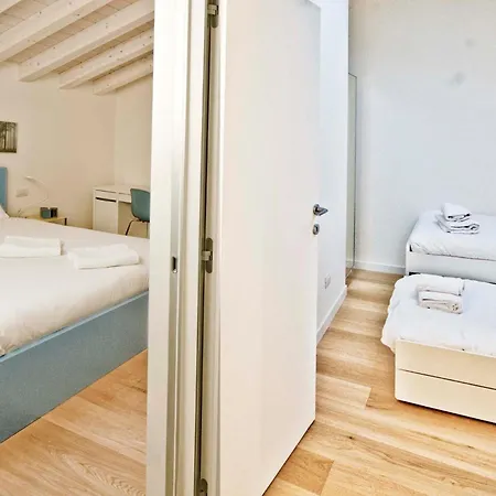Maffucci 26 - Brand New Flat With Private Parking Spot Apartamento Milán